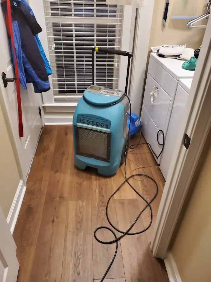 Commercial dehumidifier deployed for Flood Damage Cleanup in Kings Mountain
